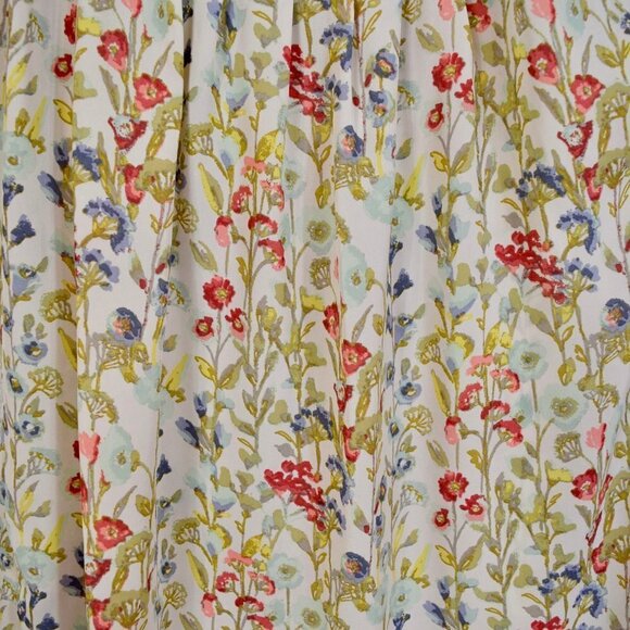 Like new LAUREN CONRAD pretty little top - Picture 2 of 2